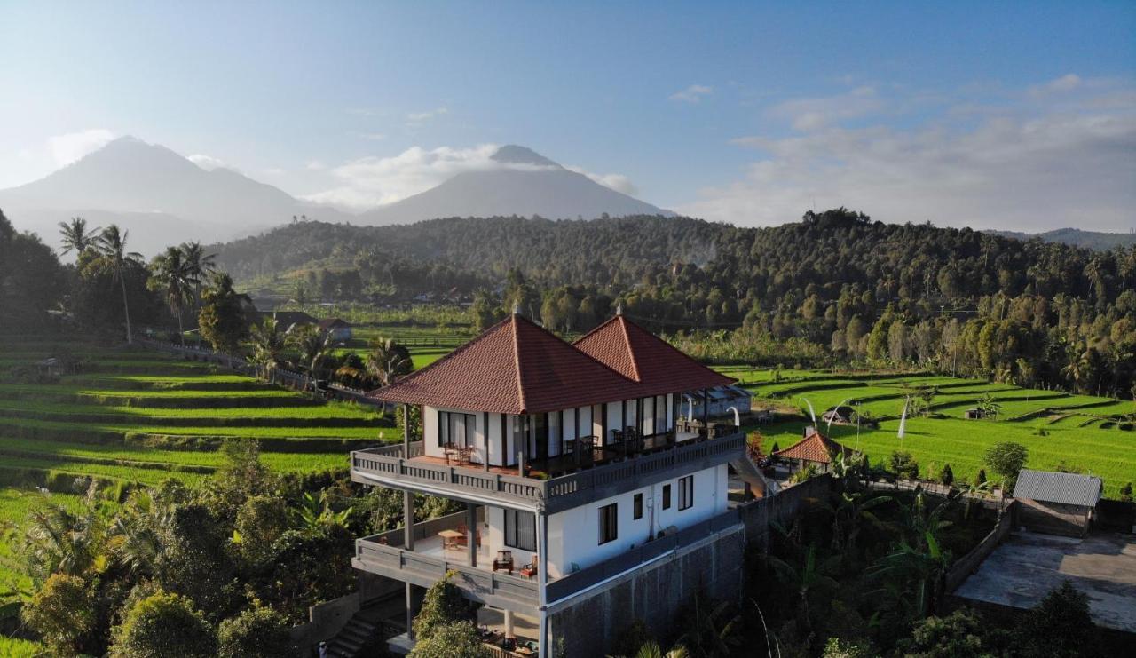 Candra Cottage Munduk Buitenkant foto